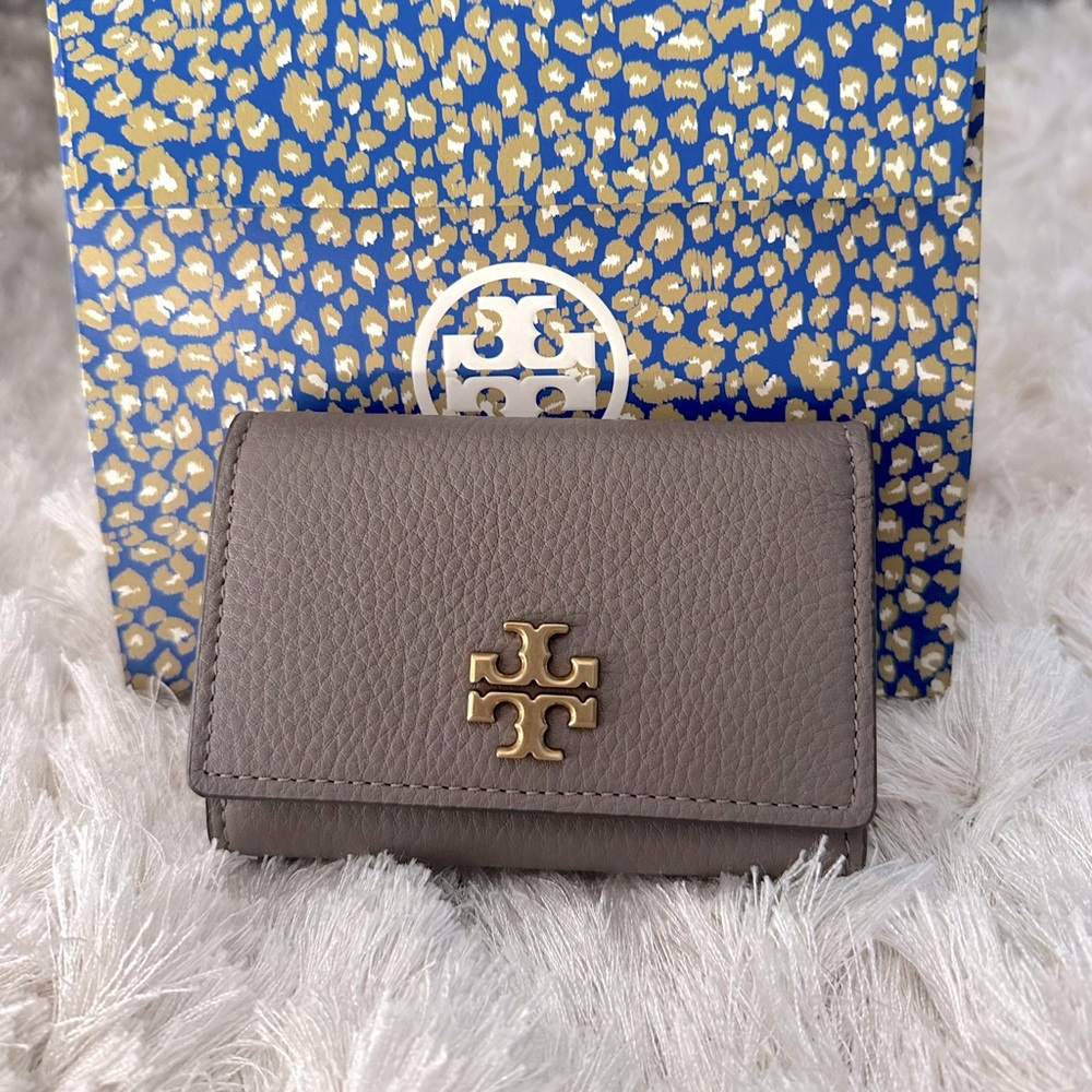 Tory Burch Limited Edition Trifold Grey Gray leather Wallet ID Card Case NWT